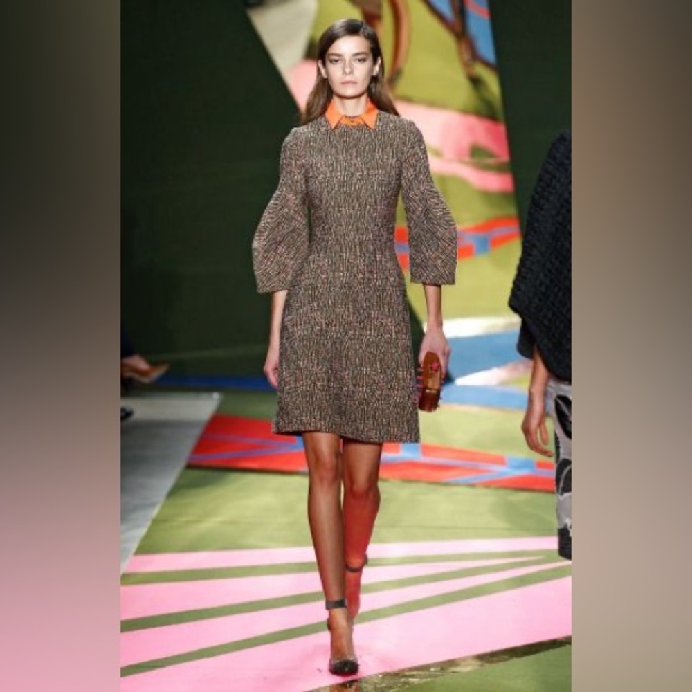 Lela Rose collared bell sleeve dress size 6